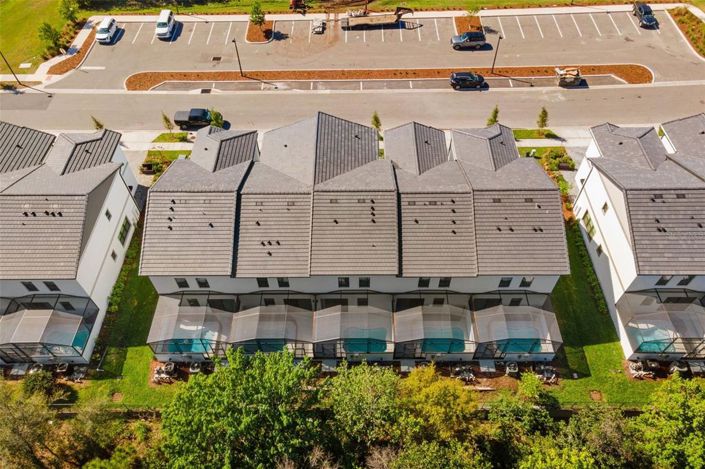 Image No.30-5 Bed Townhouse for sale