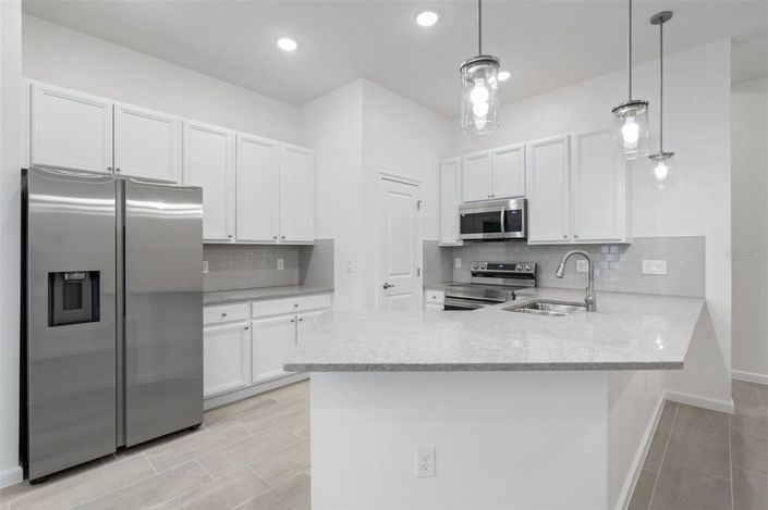 Image No.5-5 Bed Townhouse for sale