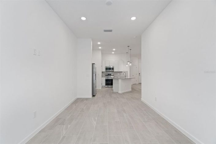 Image No.8-5 Bed Townhouse for sale