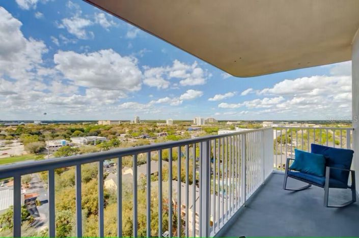 Image No.21-2 Bed Townhouse for sale