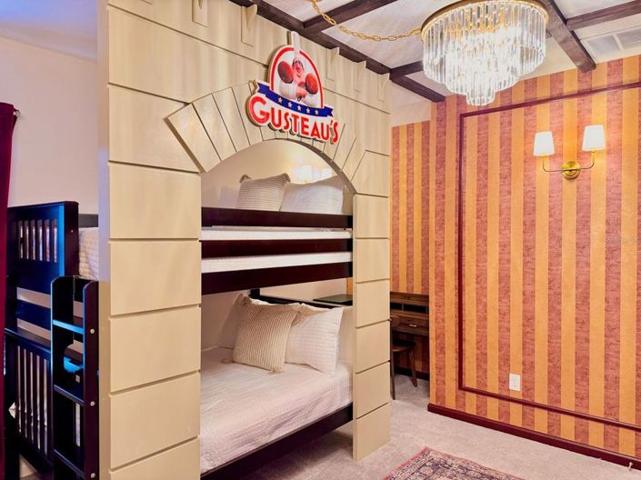 Image No.19-5 Bed House for sale