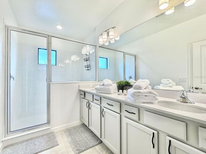 Image No.26-5 Bed House for sale