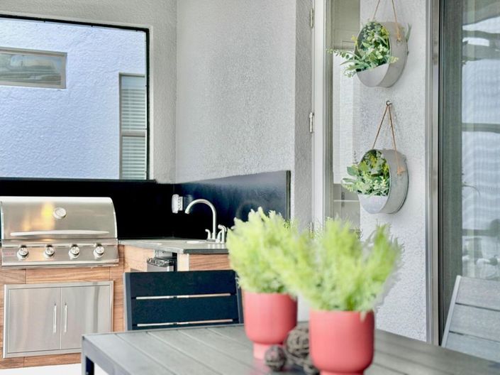 Image No.35-5 Bed House for sale