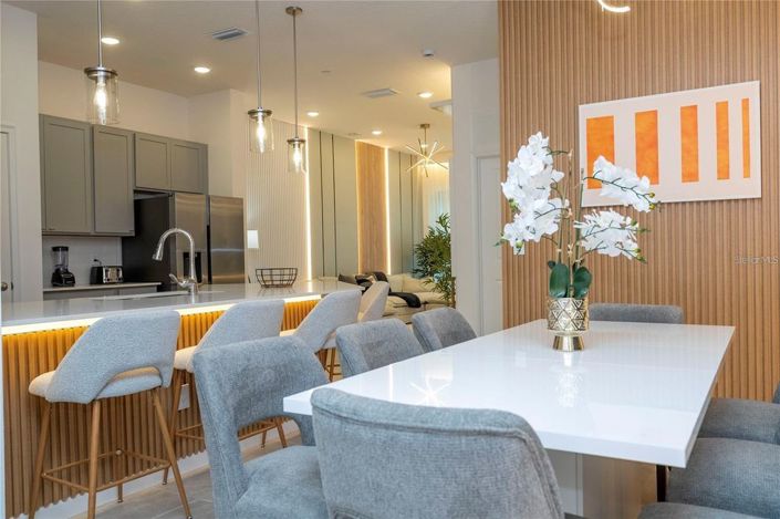 Image No.11-5 Bed Townhouse for sale