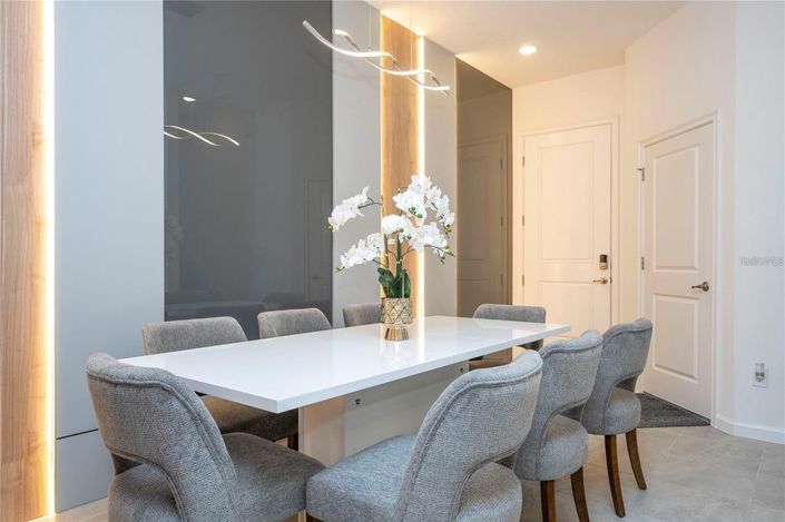 Image No.15-5 Bed Townhouse for sale