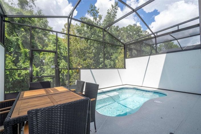 Image No.36-5 Bed Townhouse for sale