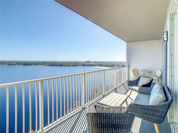 Image No.24-Maison de ville de 2 chambres à vendre à Orlando