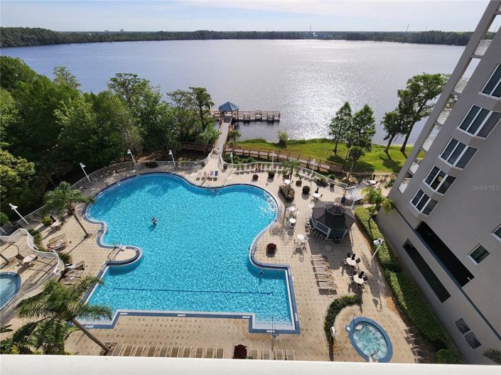 Image No.13-2 Bed Townhouse for sale