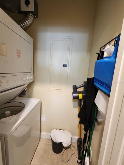 Image No.22-2 Bed Townhouse for sale