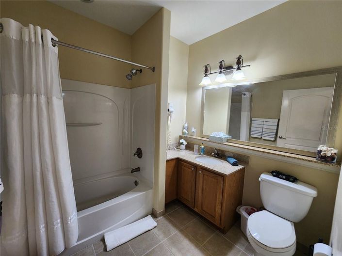 Image No.33-2 Bed Townhouse for sale