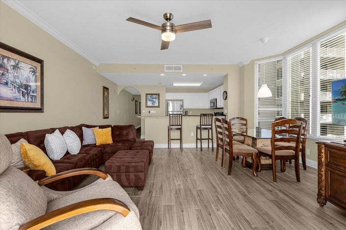 Image No.11-2 Bed Townhouse for sale