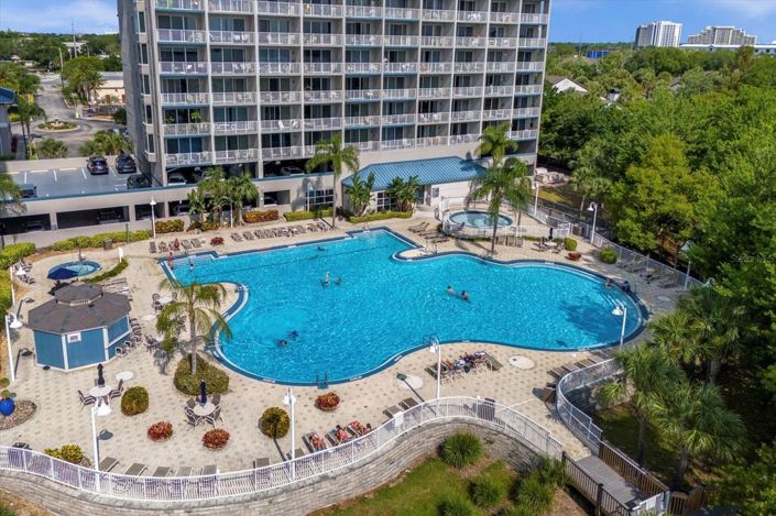 Image No.32-2 Bed Townhouse for sale