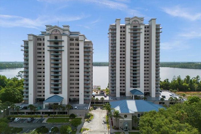 Image No.34-2 Bed Townhouse for sale