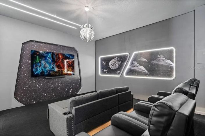 Image No.12-5 Bed Townhouse for sale