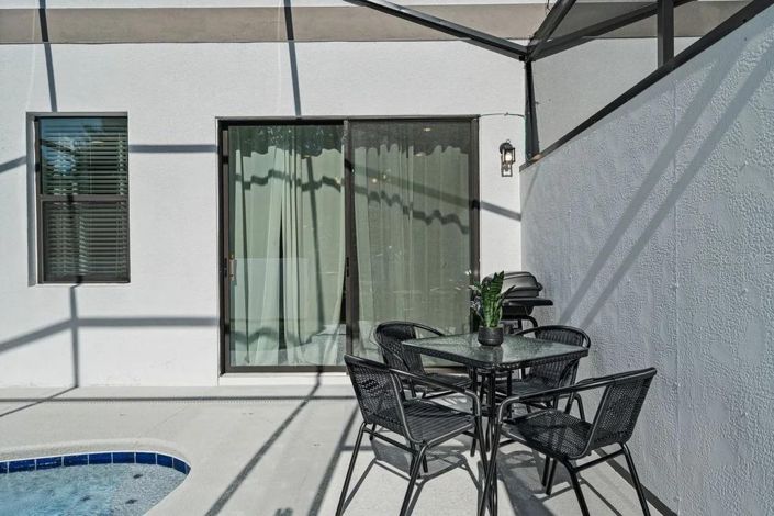 Image No.34-5 Bed Townhouse for sale