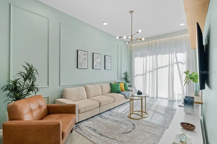 Image No.9-5 Bed Townhouse for sale