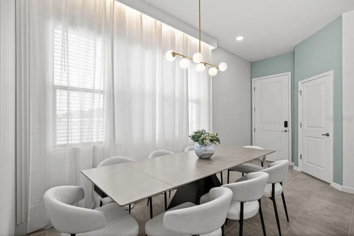 Image No.10-5 Bed Townhouse for sale