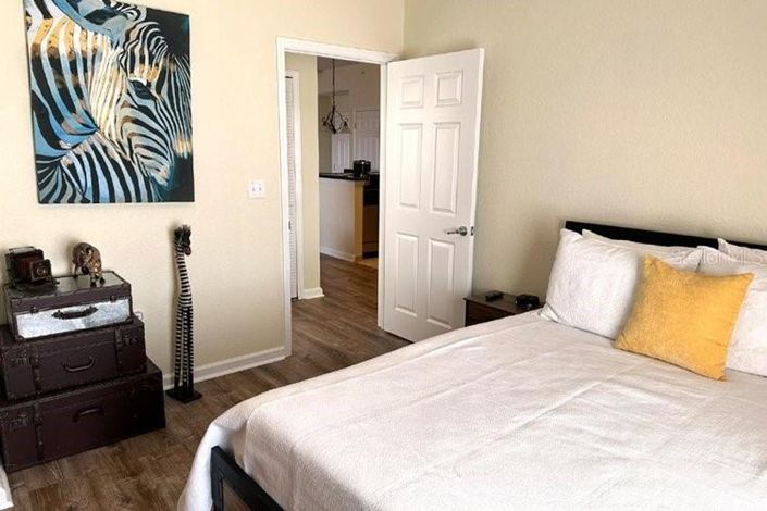 Image No.22-3 Bed Townhouse for sale