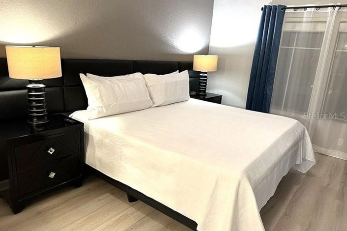 Image No.13-3 Bed Townhouse for sale