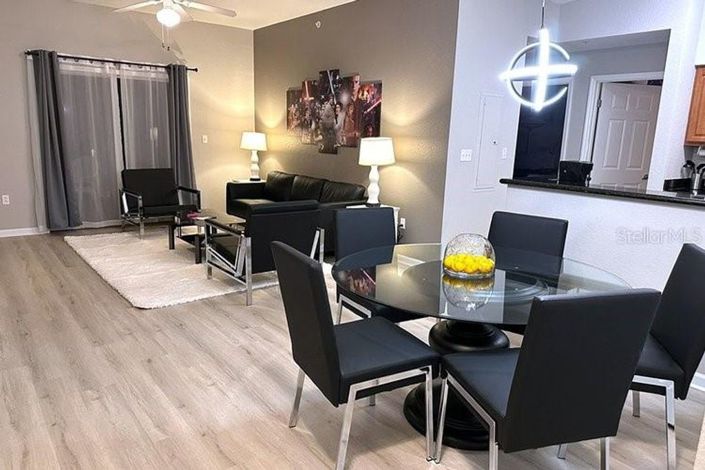 Image No.6-3 Bed Townhouse for sale