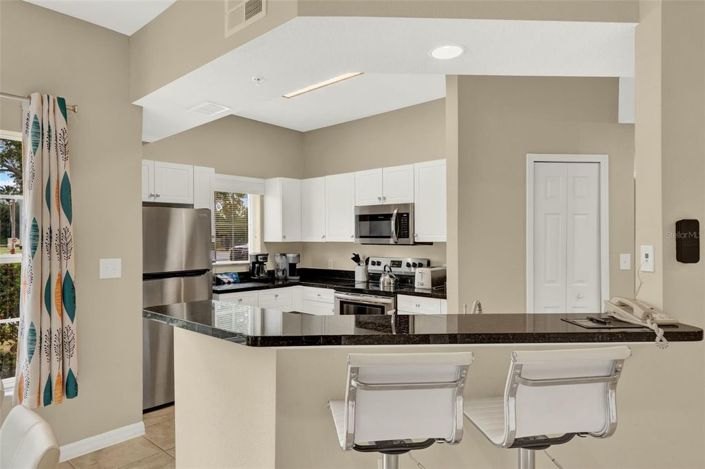 Image No.10-3 Bed Townhouse for sale