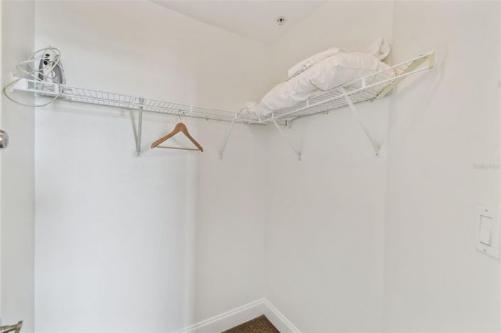 Image No.40-2 Bed Townhouse for sale