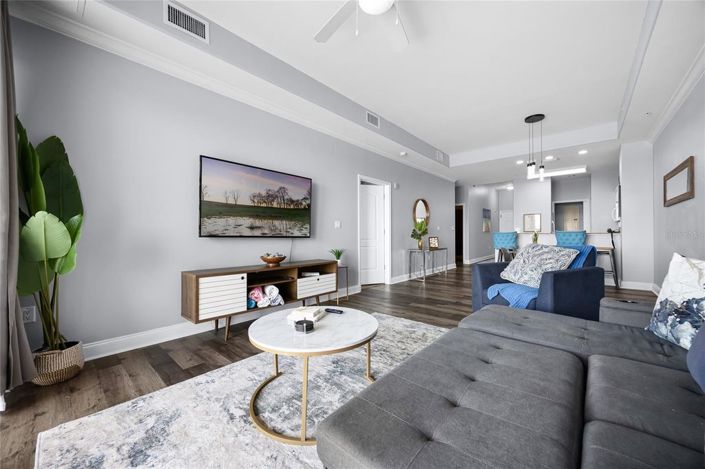 Image No.15-2 Bed Townhouse for sale