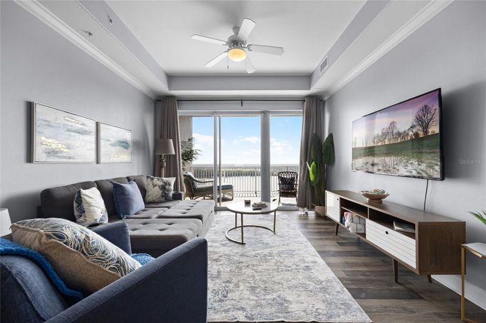 Image No.9-2 Bed Townhouse for sale