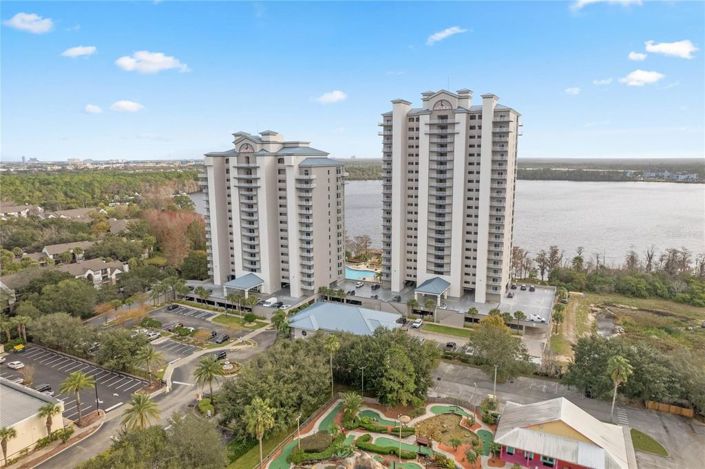 Image No.21-2 Bed Townhouse for sale