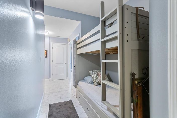 Image No.32-2 Bed Townhouse for sale