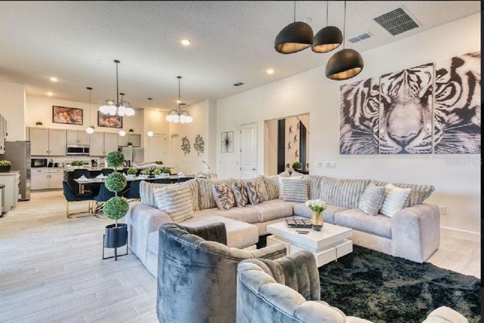 Image No.11-11 Bed House for sale