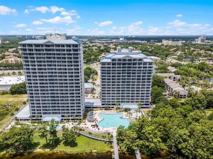 Image No.32-2 Bed Townhouse for sale