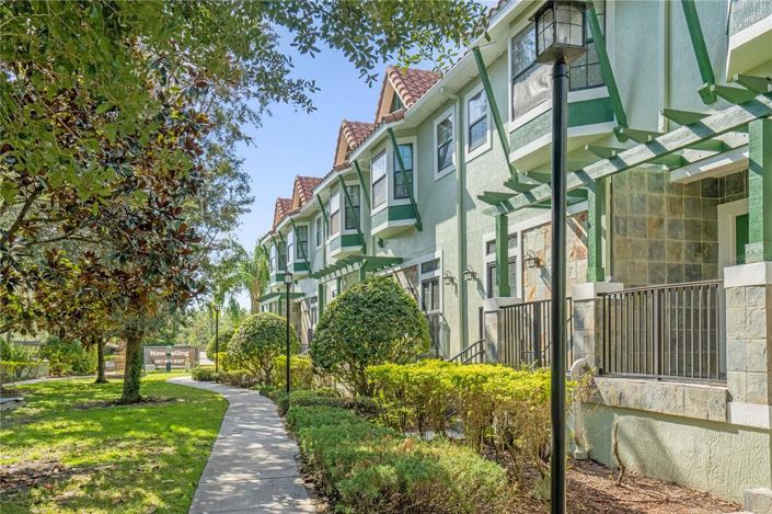 Image No.50-Maison de ville de 4 chambres à vendre à Saint John