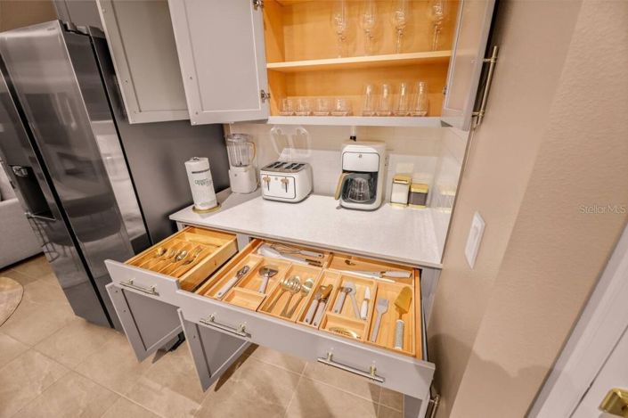 Image No.11-5 Bed Townhouse for sale