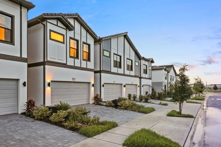 Image No.3-5 Bed Townhouse for sale