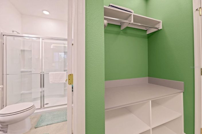 Image No.32-5 Bed Townhouse for sale