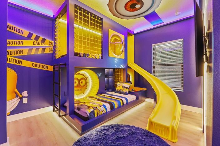 Image No.40-5 Bed Townhouse for sale