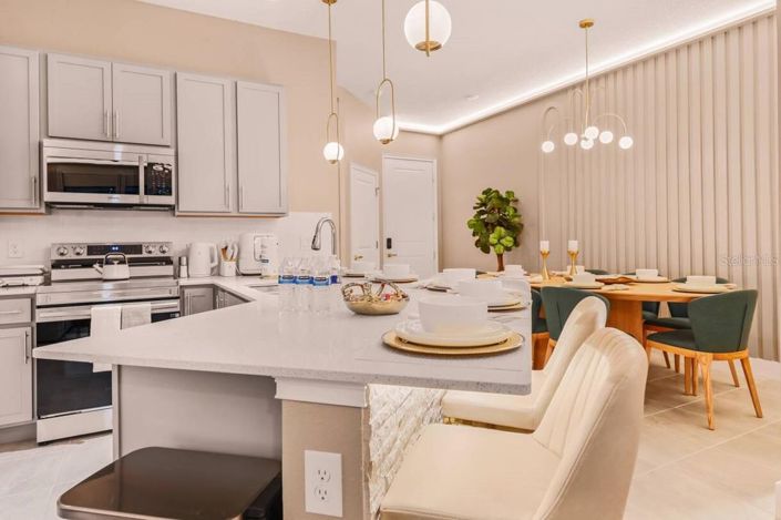 Image No.10-5 Bed Townhouse for sale