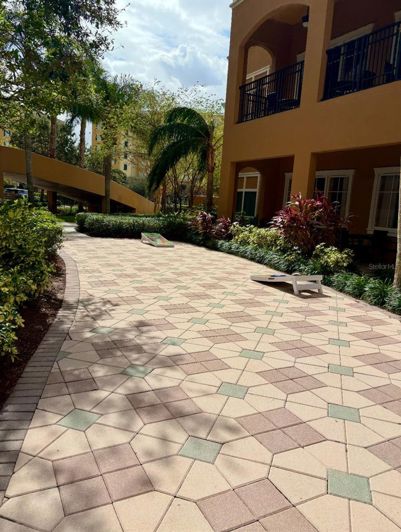 Image No.11-3 Bed Townhouse for sale