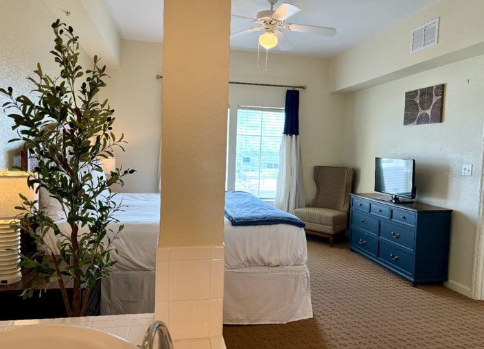 Image No.18-3 Bed Townhouse for sale