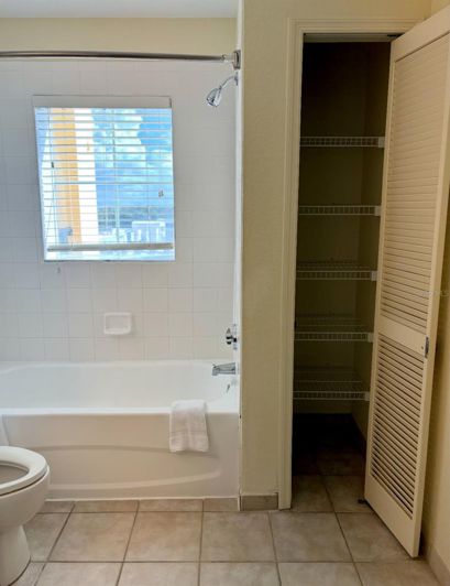 Image No.28-3 Bed Townhouse for sale