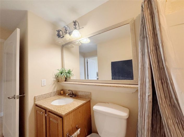 Image No.20-2 Bed Townhouse for sale