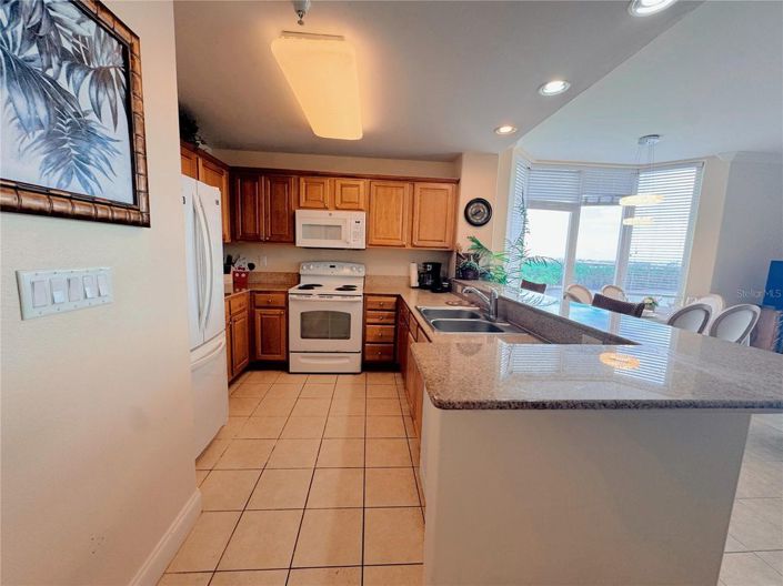 Image No.31-2 Bed Townhouse for sale