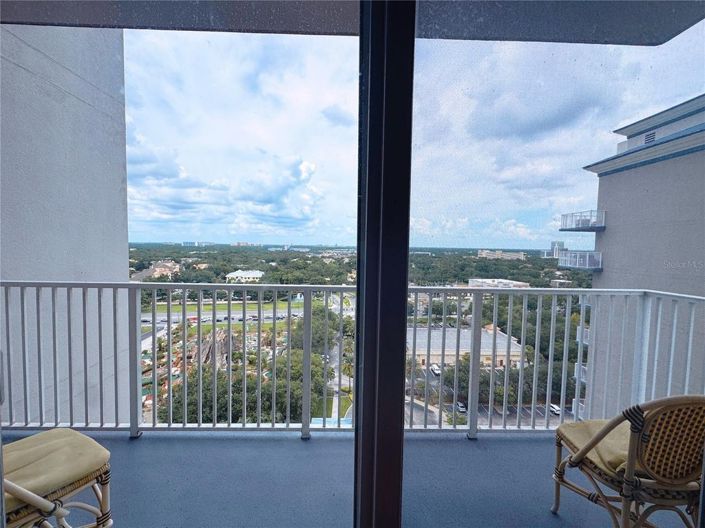 Image No.9-2 Bed Townhouse for sale