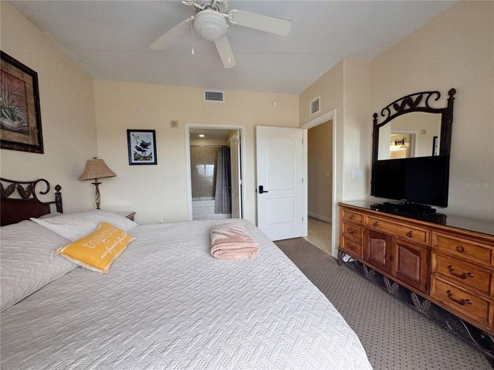 Image No.10-2 Bed Townhouse for sale