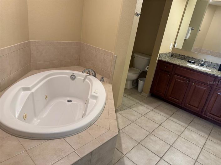 Image No.18-2 Bed Apartment for sale