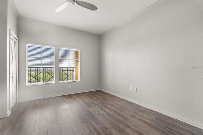 Image No.22-4 Bed Townhouse for sale