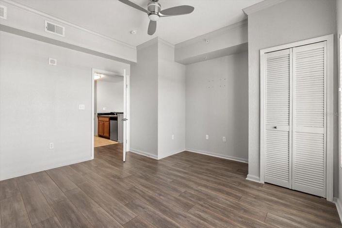 Image No.23-4 Bed Townhouse for sale