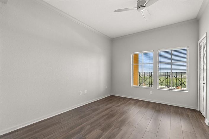 Image No.28-4 Bed Townhouse for sale