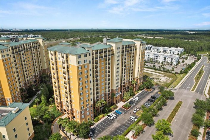 Image No.4-4 Bed Townhouse for sale